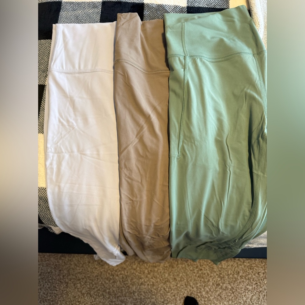 All in Motion Women's Leggings - White, Tan, Green